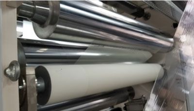 Preheating and laminating unit